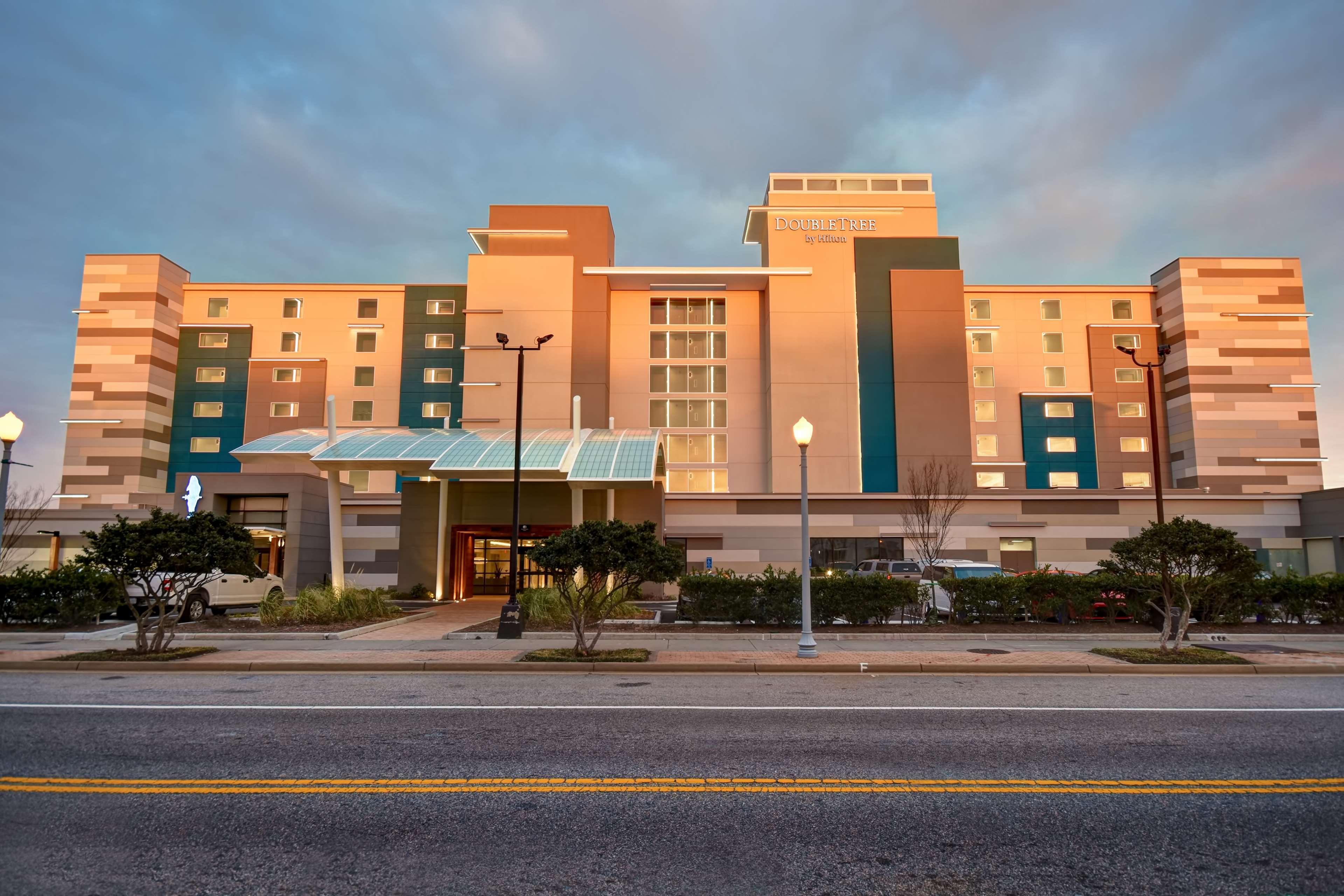 Doubletree By Hilton Oceanfront Virginia Beach Buitenkant foto